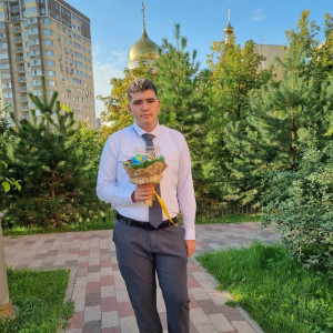 Евгения, мама Владлена (9 класс)