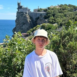 Светлана Васильевна, мама Никиты (11 класс)