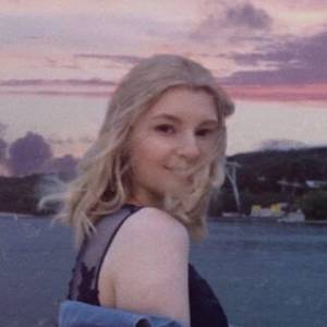 Елизавета, ученица (11 класс)